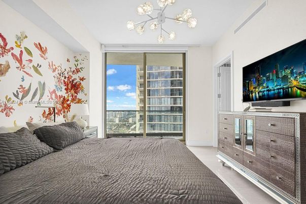 Bedroom, Interior, Pendant Lights