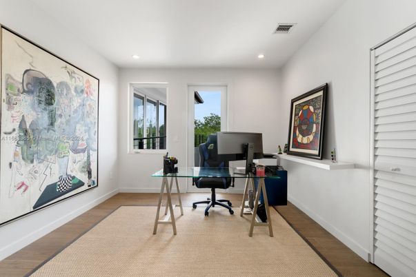 Home Office, Interior, Recessed Lighting, Wood Texture Flooring