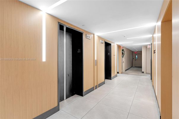 Elevator, Interior
