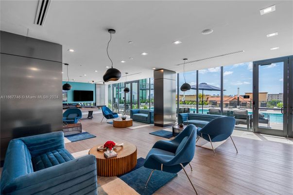 Interior, Living room, Pendant Lights, Recessed Lighting, Wood Texture Flooring
