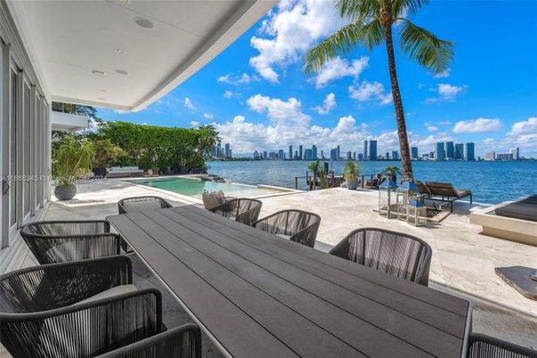 Exterior, Lake, Pool, Water