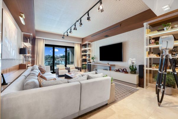 Interior, Living room