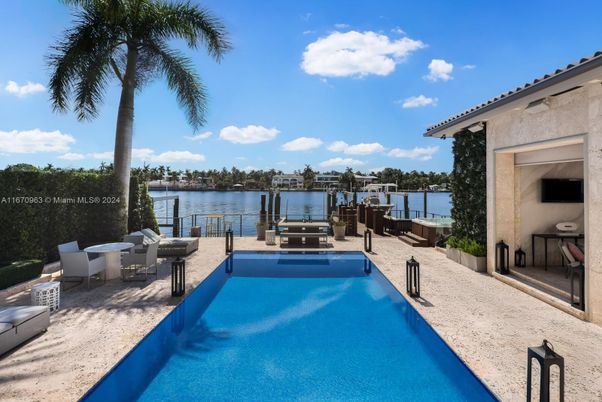Exterior, Lake, Pool