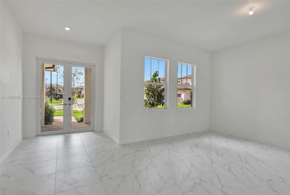 Empty room, Interior, Marble, Recessed Lighting