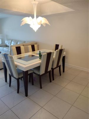 Dining room, Interior