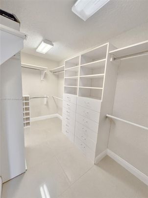 Interior, Walk-in Closets