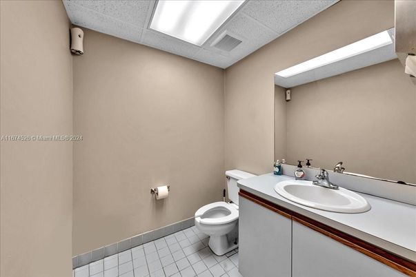 Bathroom, Interior