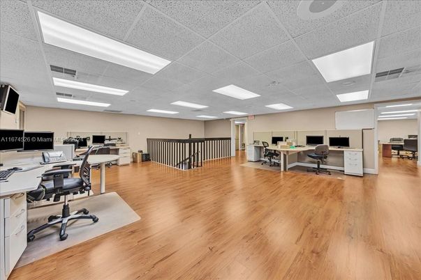 Home Office, Interior, Recessed Lighting, Wood Texture Flooring