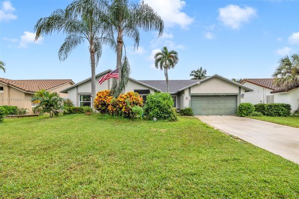 Attached, Backyard, Exterior, Facade, Ranch