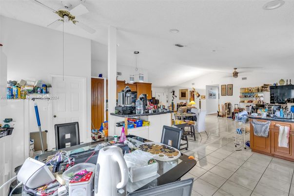 Dining room, Interior, Kitchen, Pendant Lights