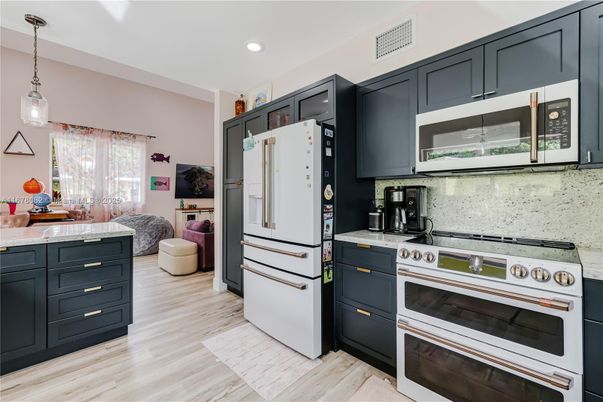 Interior, Kitchen, Pendant Lights, Recessed Lighting, Wood Texture Flooring