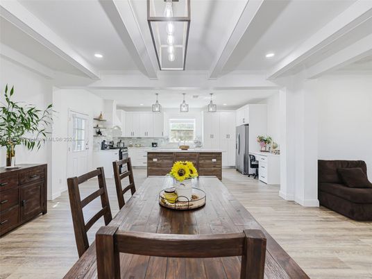 Dining room, Interior, Kitchen, Pendant Lights, Recessed Lighting, Wood Texture Flooring