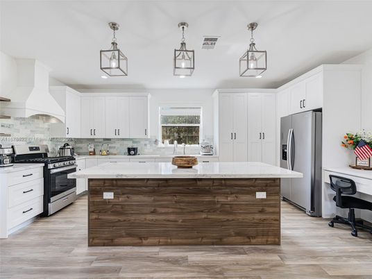 Interior, Kitchen, Pendant Lights, Wood Texture Flooring