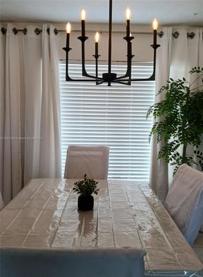 Chandelier, Dining room, Interior