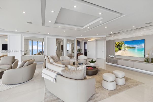 Interior, Living room, Recessed Lighting