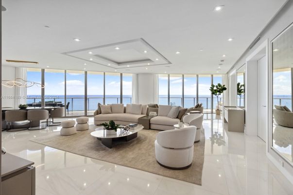 Dining room, Interior, Living room, Marble, Pendant Lights, Recessed Lighting, Water
