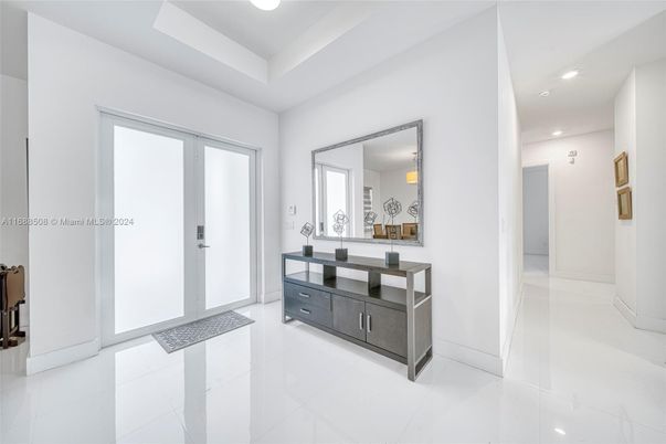 Interior, Recessed Lighting