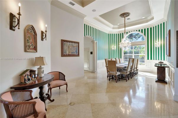 Chandelier, Dining room, Interior, Pendant Lights, Recessed Lighting