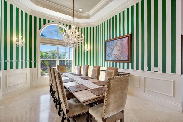 Chandelier, Dining room, Interior, Recessed Lighting