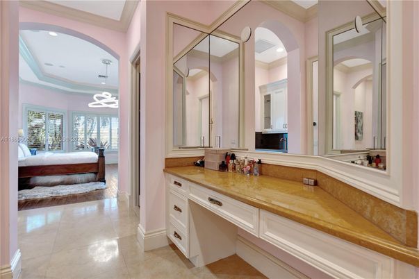 Bathroom, Bedroom, Interior, Recessed Lighting