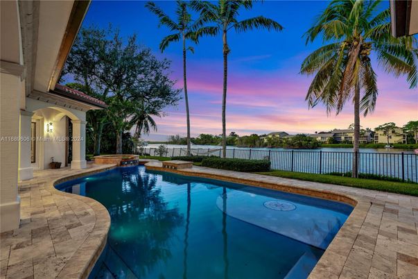Exterior, Pool, Water