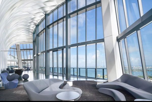 Interior, Living room, Sun Room, Water