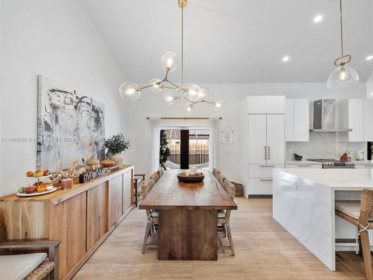 Dining room, Interior, Kitchen, Pendant Lights, Recessed Lighting, Wood Texture Flooring