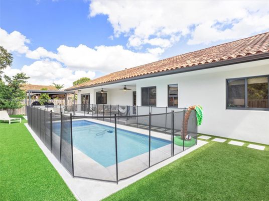 Backyard, Exterior, Pool