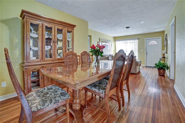Dining room, Interior, Wood Texture Flooring
