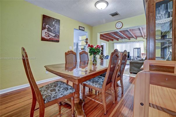 Dining room, Interior, Wood Texture Flooring