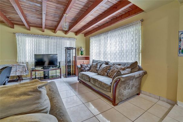 Interior, Living room, Wooden Beams, Wooden Ceilings