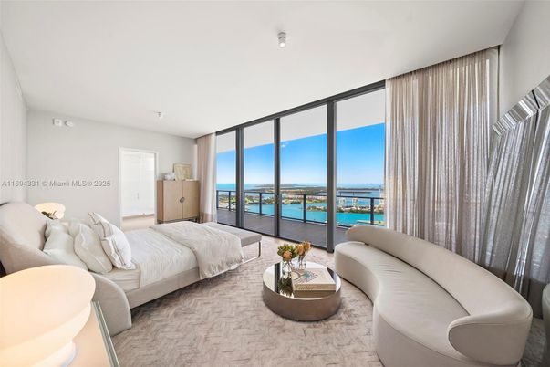 Bedroom, Interior, Living room, Water