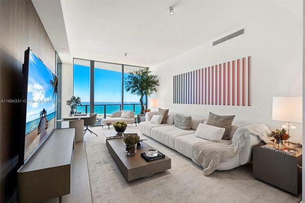 Interior, Living room, Water