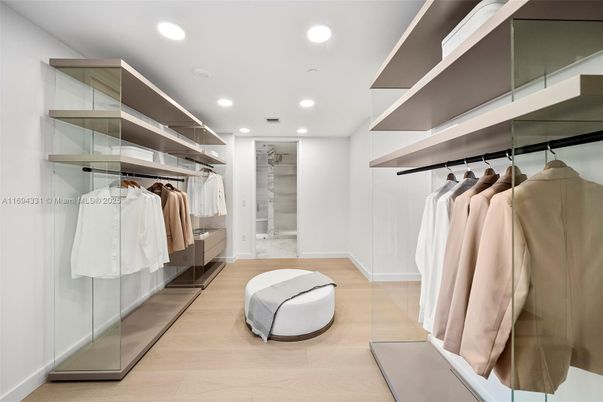 Interior, Recessed Lighting, Walk-in Closets, Wood Texture Flooring