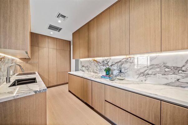 Interior, Kitchen, Marble Walls, Recessed Lighting, Wood Texture Flooring
