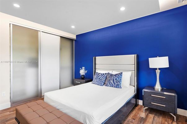 Bedroom, Interior, Recessed Lighting, Wood Texture Flooring
