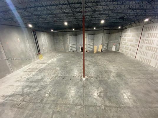 Interior, Recessed Lighting
