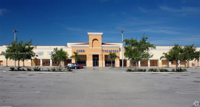 Exterior, Facade, French Provincial