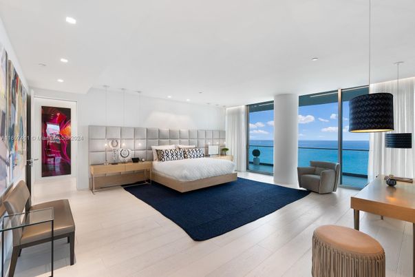Bedroom, Interior, Pendant Lights, Recessed Lighting, Water, Wood Texture Flooring