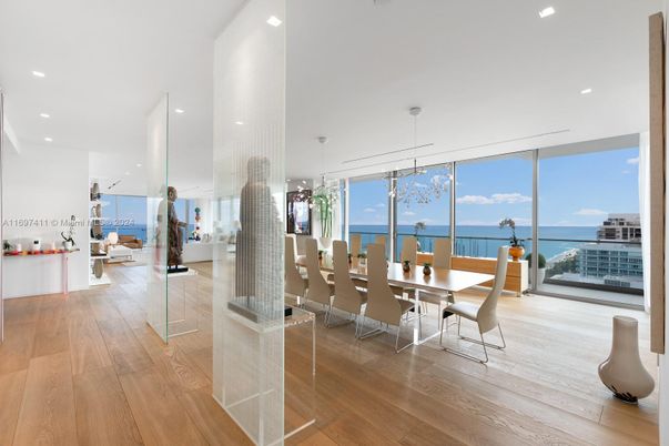 Dining room, Interior, Pendant Lights, Recessed Lighting, Water, Wood Texture Flooring