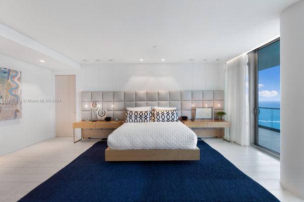Bedroom, Interior, Pendant Lights, Recessed Lighting, Water