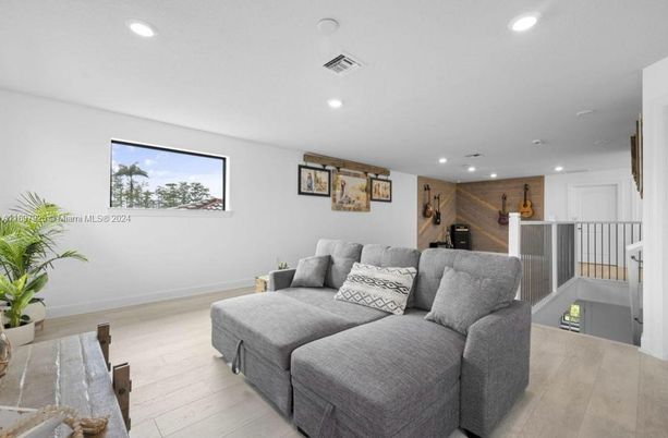Interior, Living room, Recessed Lighting, Wood Texture Flooring, Wooden Walls