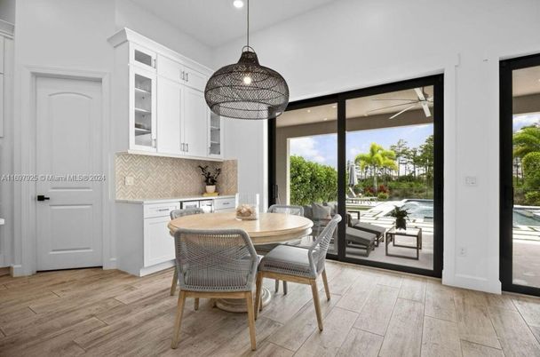Dining room, Interior, Kitchen, Pendant Lights, Recessed Lighting, Wood Texture Flooring