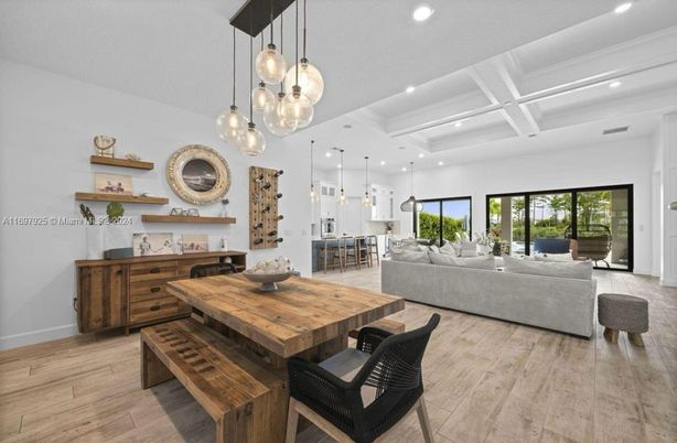 Dining room, Interior, Living room, Pendant Lights, Recessed Lighting, Wood Texture Flooring