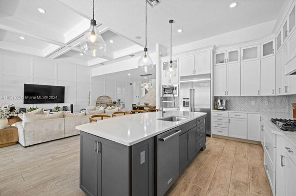 Interior, Kitchen, Living room, Pendant Lights, Recessed Lighting, Stainless Steel Appliances, Wood Texture Flooring
