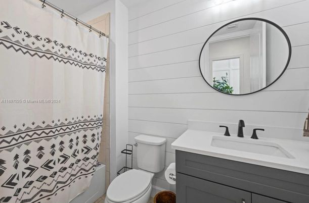Bathroom, Interior