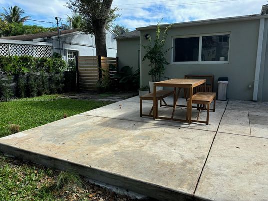 Backyard, Exterior