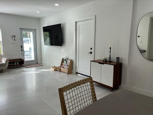 Interior, Recessed Lighting