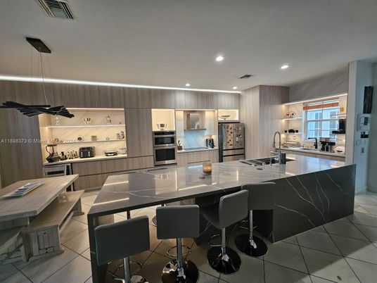 Interior, Kitchen, Pendant Lights, Recessed Lighting, Stainless Steel Appliances