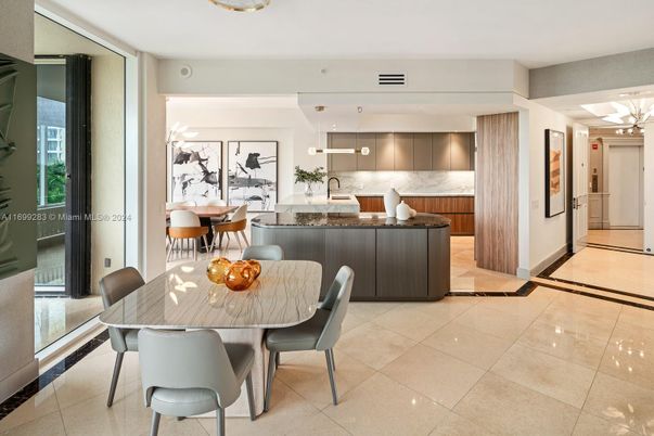 Dining room, Interior, Pendant Lights